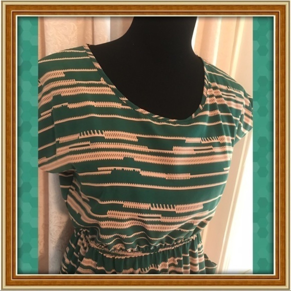 FUN DRESS 🎉🎉🎉 - Picture 3 of 8